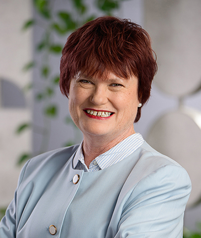 Photo of Adrienne Nieuwenhuis (Commissioner)